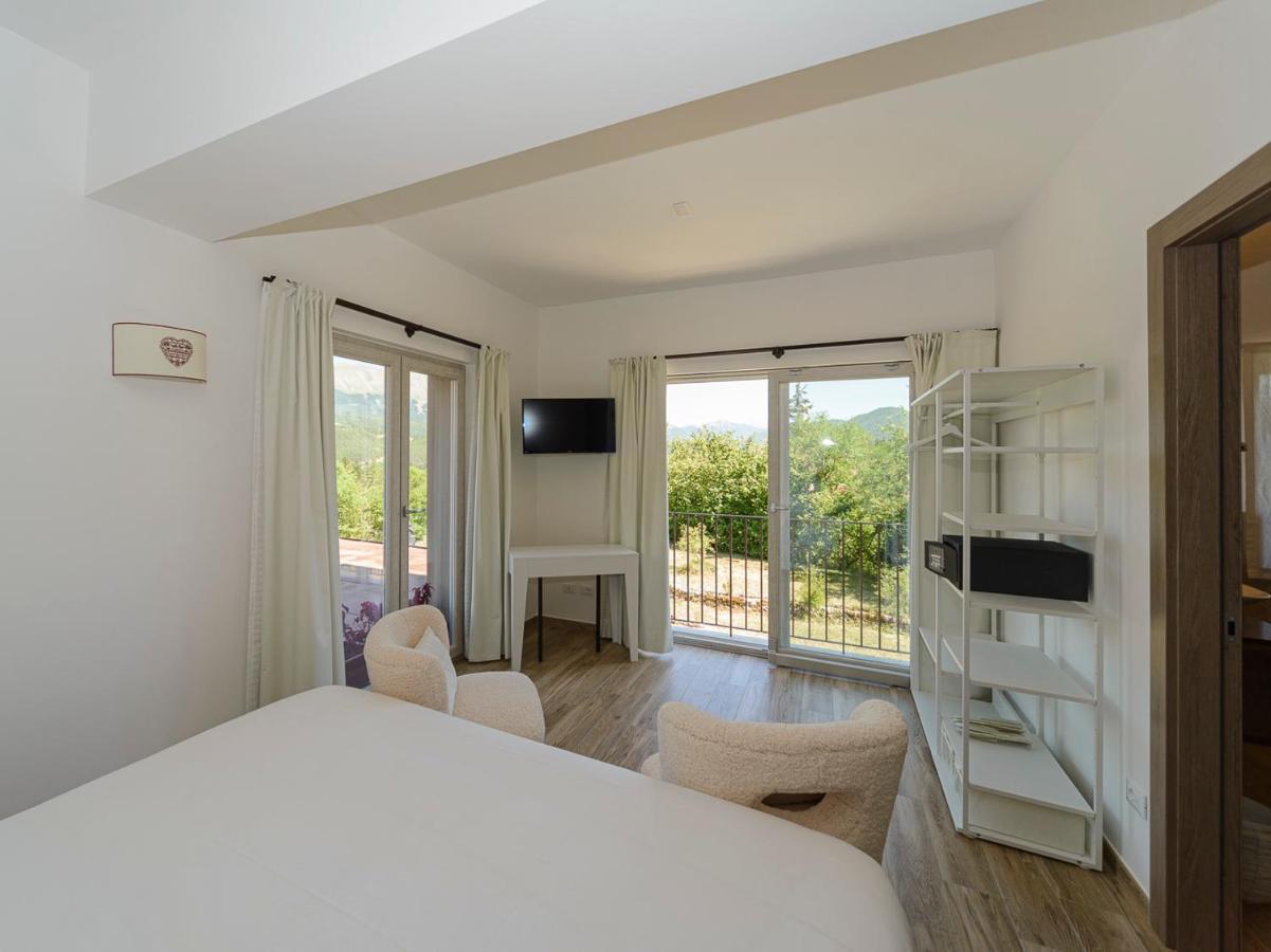 Relais Chalons D'Orange Hotel Pescasseroli Exterior photo